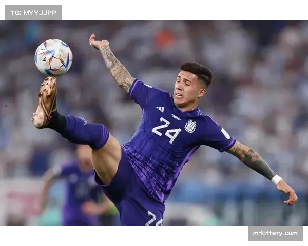 恩佐表现全场数据解析：1次关键传球3次抢断2次解围展现全面能力